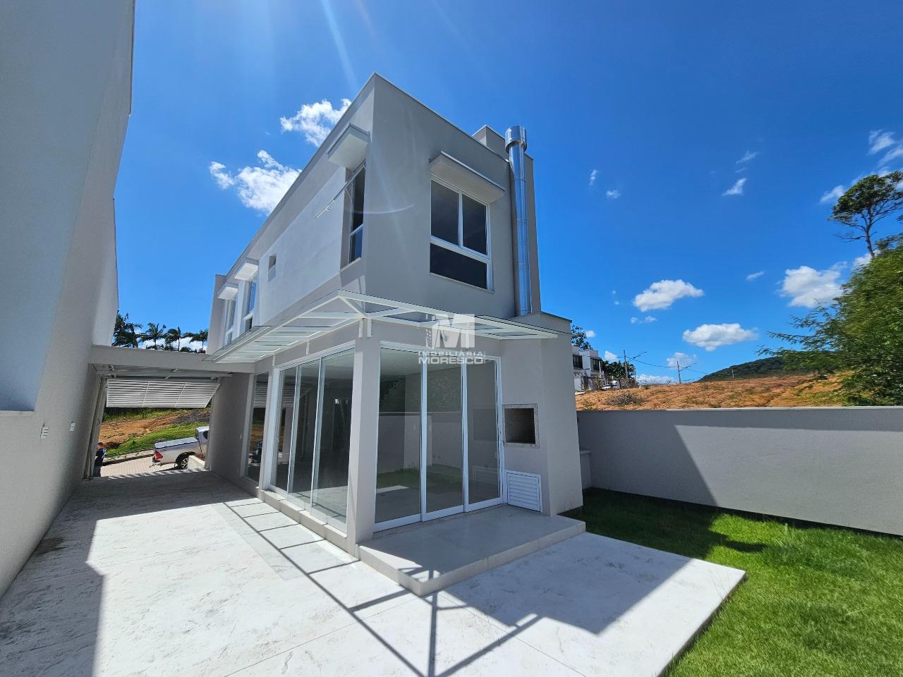 Casa à venda no bairro Guabiruba Sul: