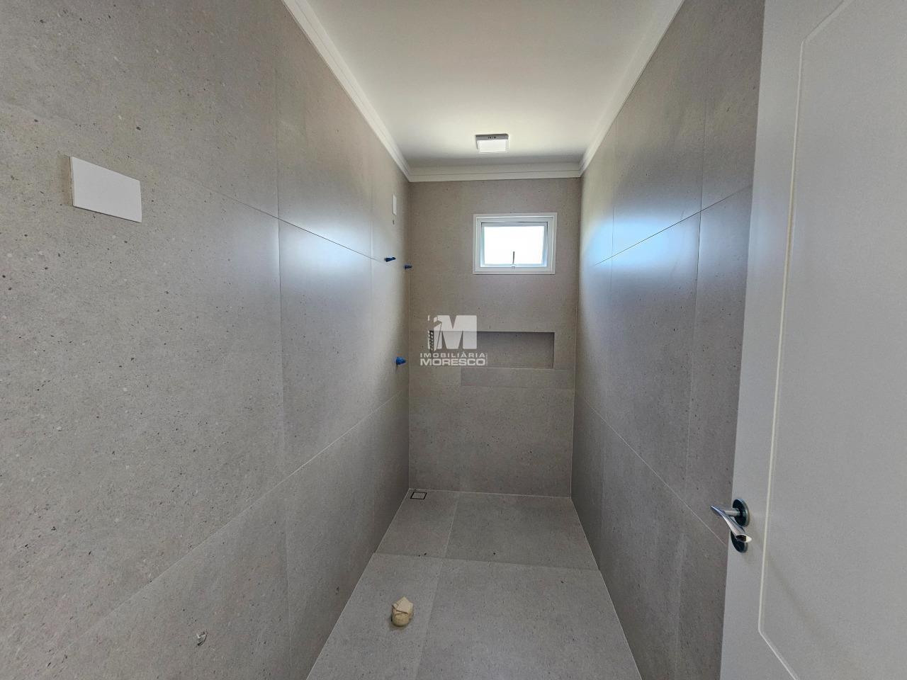 Casa à venda no bairro Guabiruba Sul: