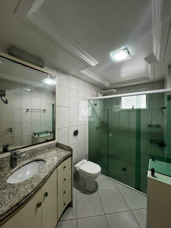 Apartamento para aluguel no bairro Centro:
