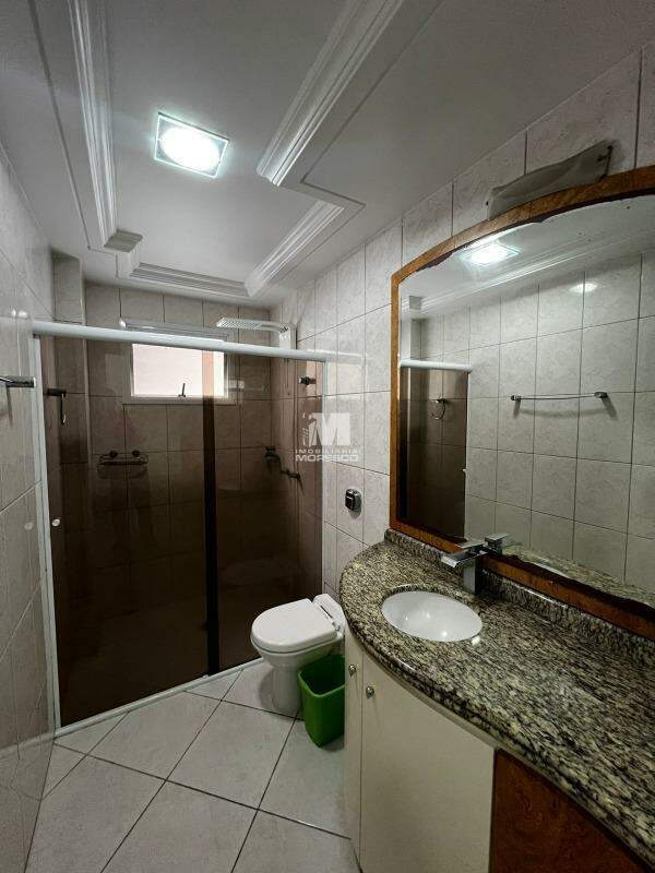 Apartamento para aluguel no bairro Centro: