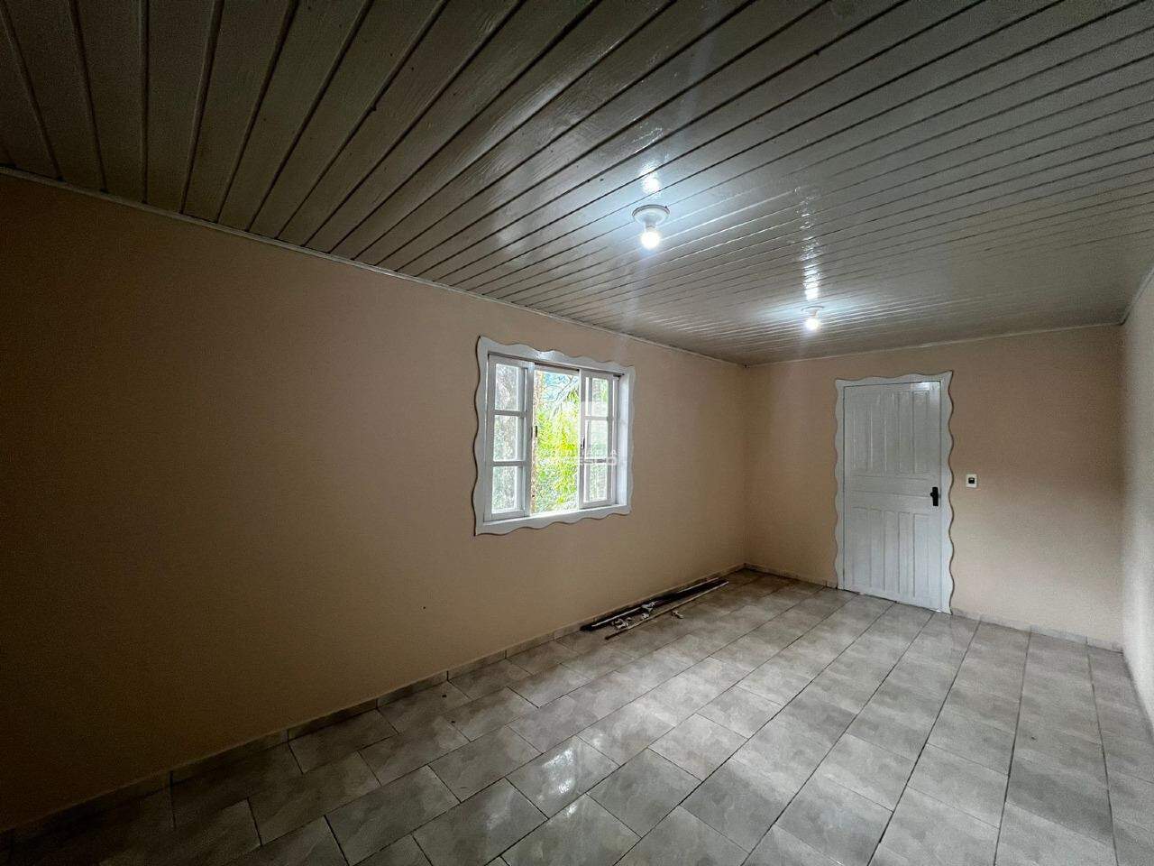 Casa para aluguel no bairro São Pedro: 