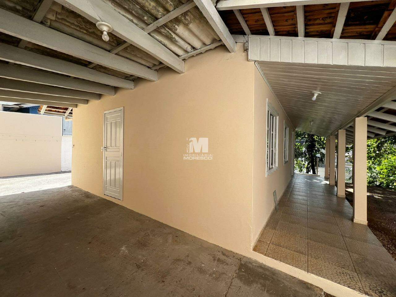Casa para aluguel no bairro São Pedro: 