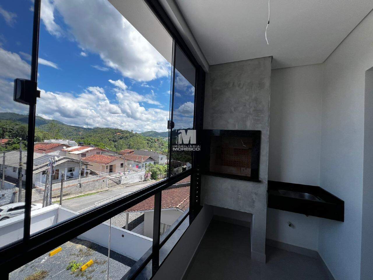 Apartamento para aluguel no bairro Paquetá: 