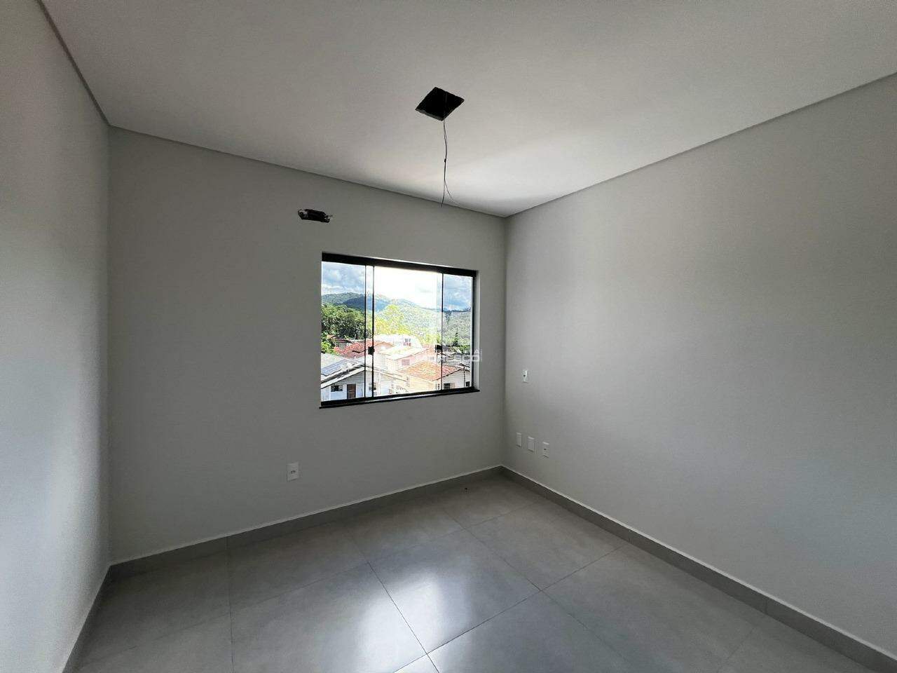 Apartamento para aluguel no bairro Paquetá: 