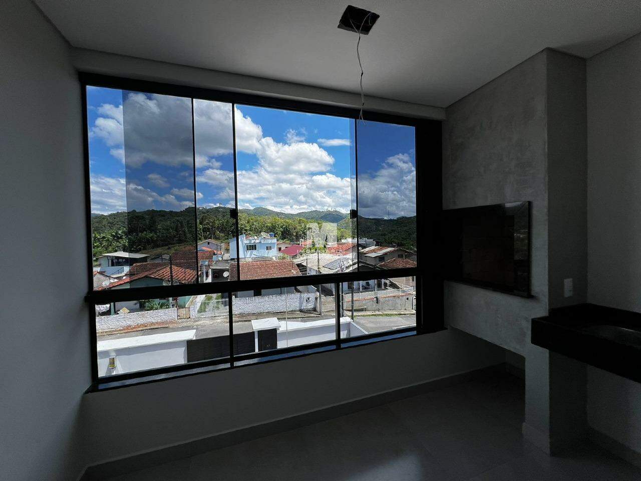 Apartamento para aluguel no bairro Paquetá: 