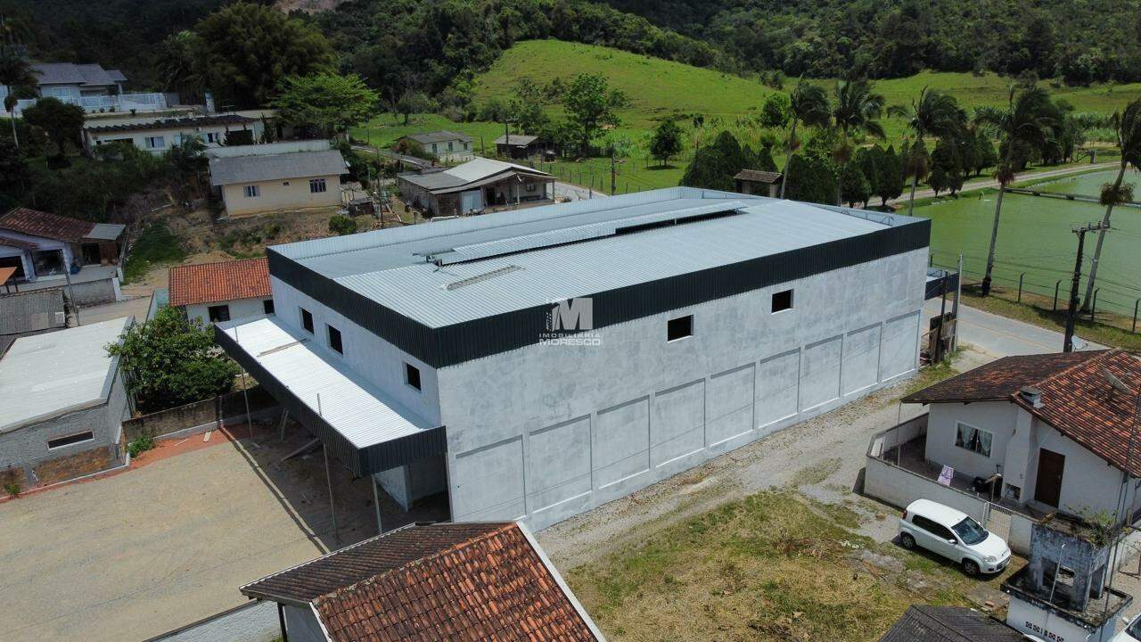 Galpão / Depósito / Armazém de 1131m² no bairro Bateias, em Gaspar | Eu Corretor