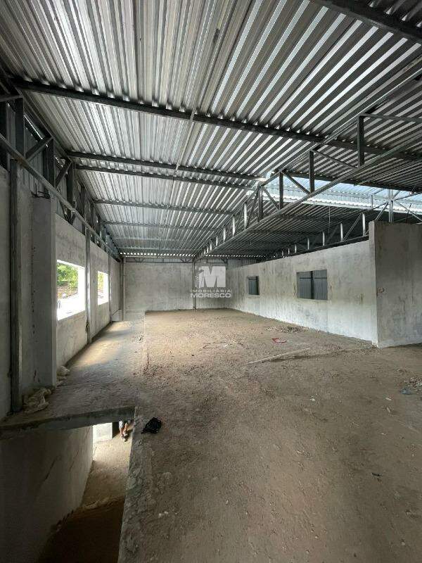 Galpão / Depósito / Armazém de 1131m² no bairro Bateias, em Gaspar | Eu Corretor