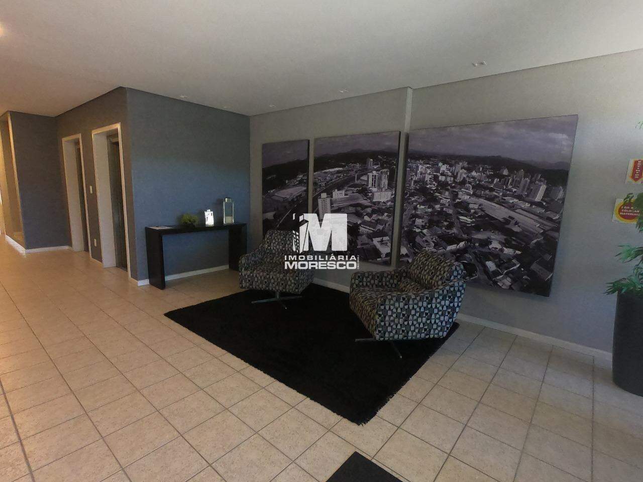 Apartamento à venda no bairro Centro: Hall de entrada