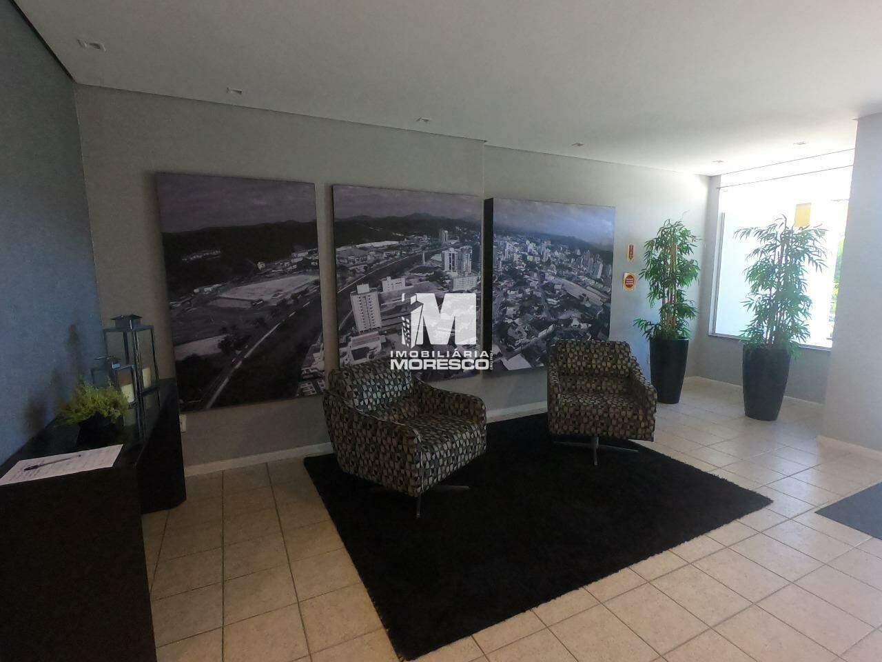 Apartamento à venda no bairro Centro: Hall de entrada