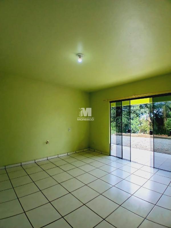 Casa para aluguel no bairro Planalto: 