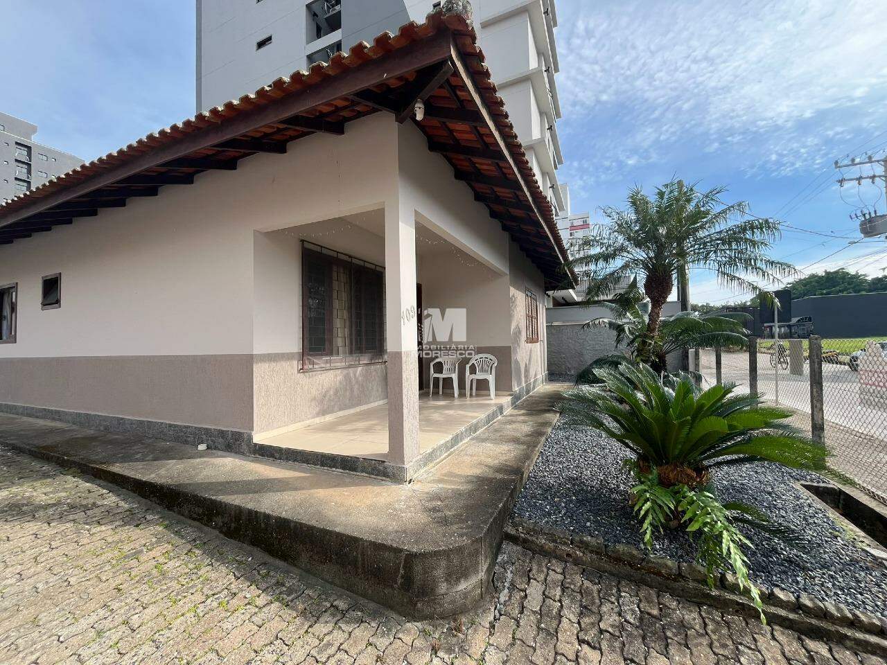 Casa à venda no bairro Santa Terezinha: 