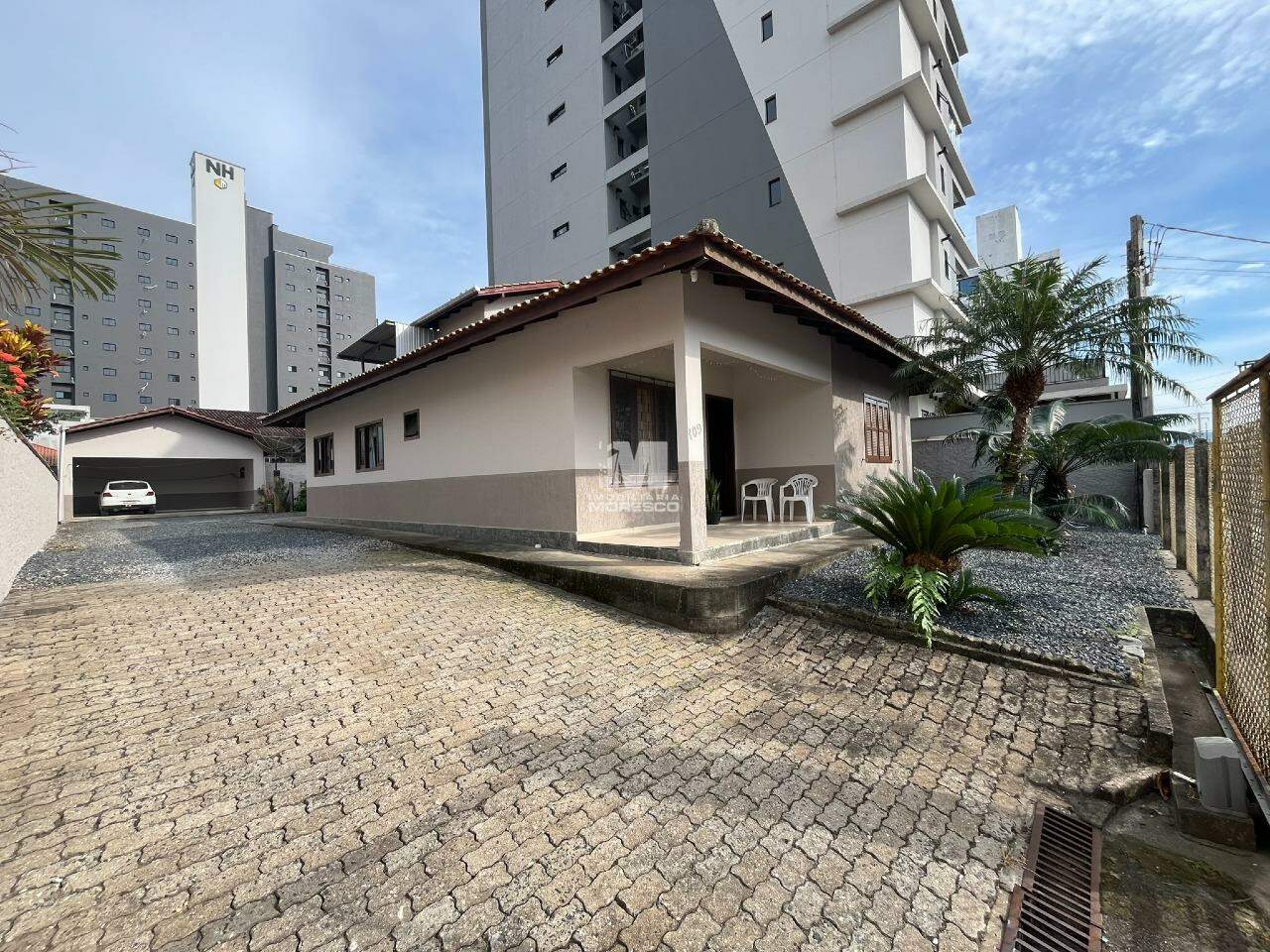 Casa à venda no bairro Santa Terezinha: 