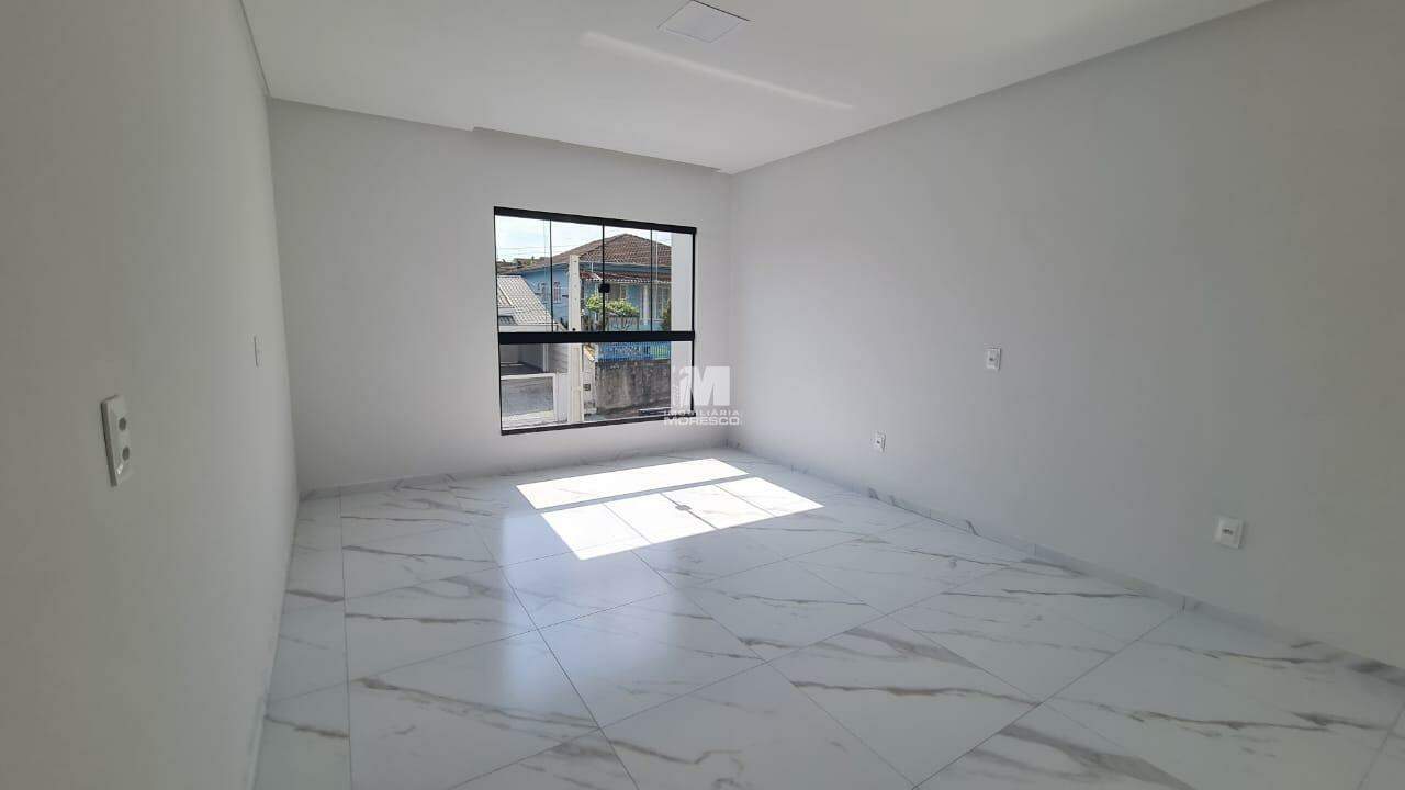 Casa à venda no bairro Dom Joaquim: 