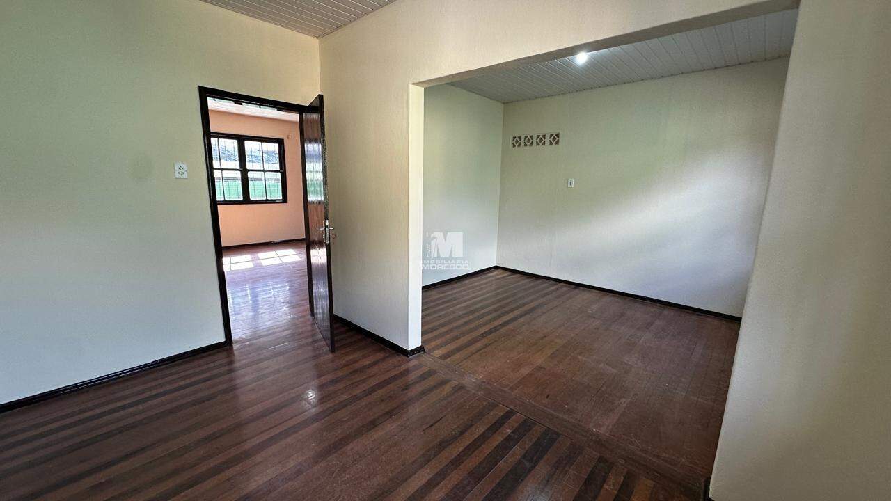 Casa à venda no bairro São Luiz: 