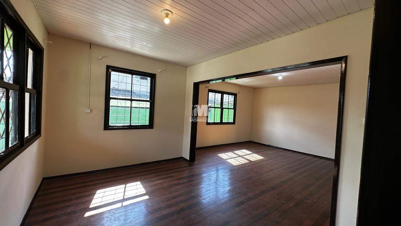 Casa à venda no bairro São Luiz: 