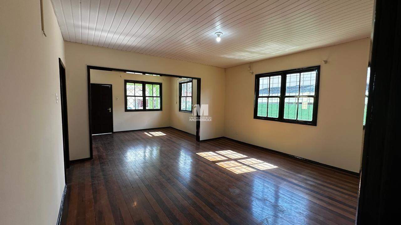 Casa à venda no bairro São Luiz: 