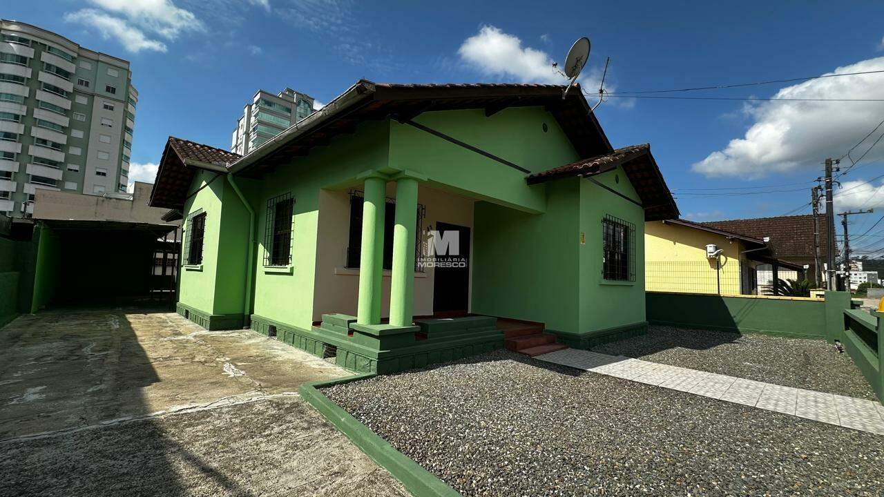 Casa à venda no bairro São Luiz: