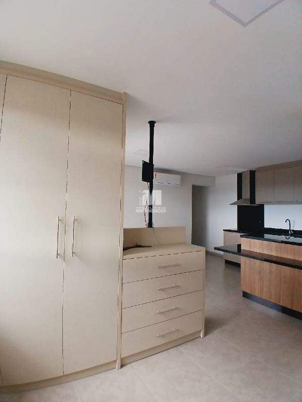 Flat para aluguel no bairro Santa Terezinha: 