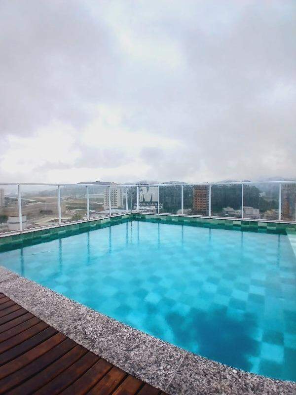 Flat para aluguel no bairro Santa Terezinha: 