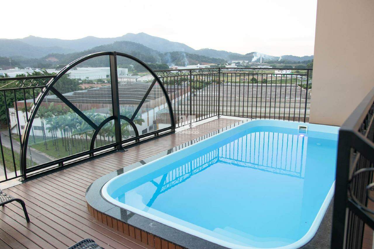 Flat para aluguel no bairro Santa Terezinha: