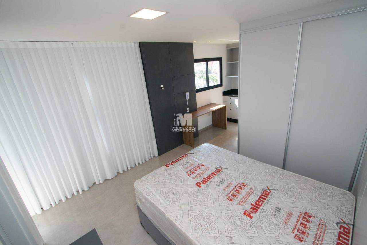 Flat para aluguel no bairro Santa Terezinha: