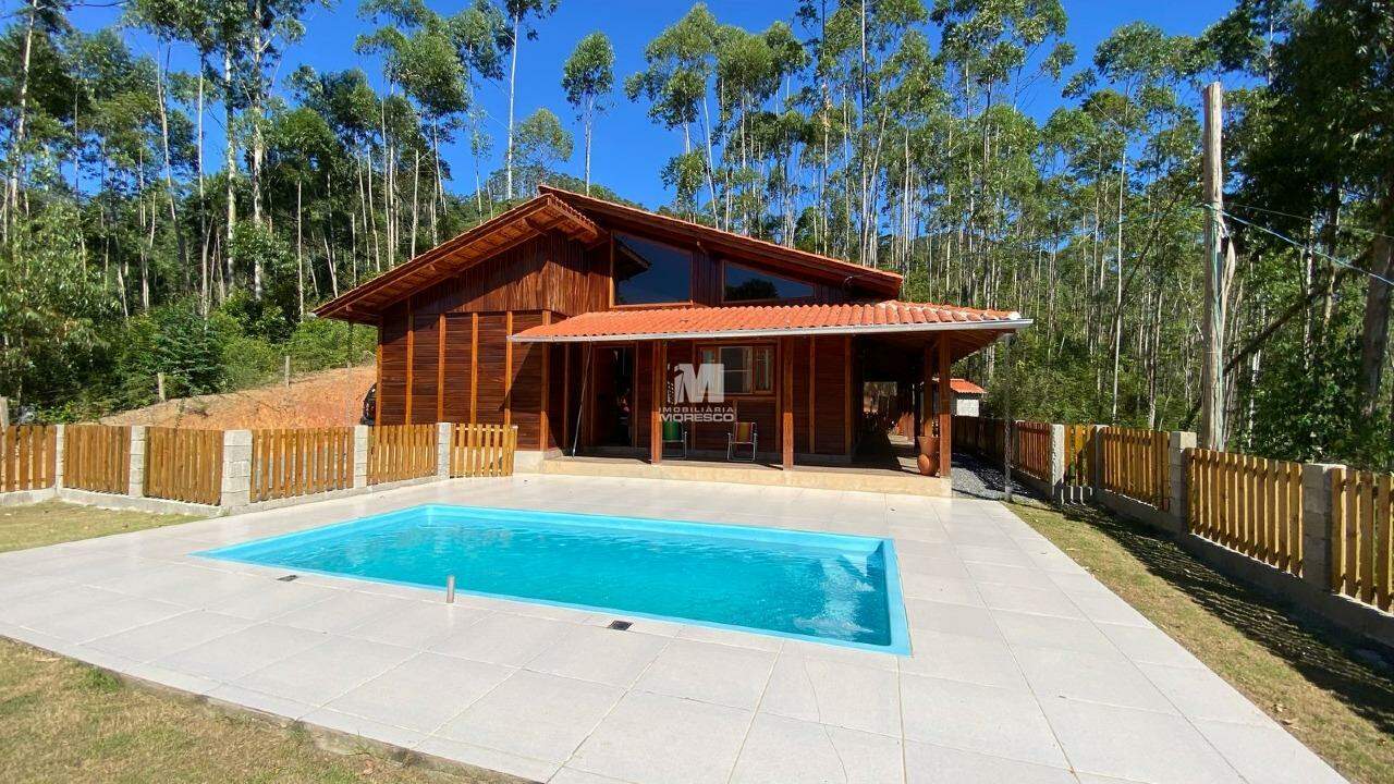 Fazenda/Sítios/Chácaras de 3 quartos, 200m² no bairro Poço Fundo, em Brusque | Eu Corretor