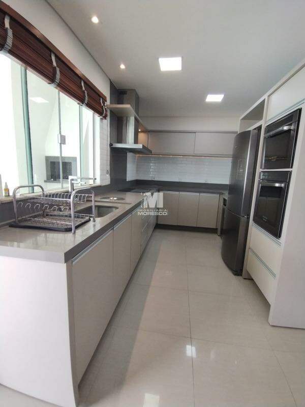 Casa de 3 quartos, 227m² no bairro Santa Rita, em Brusque | Eu Corretor