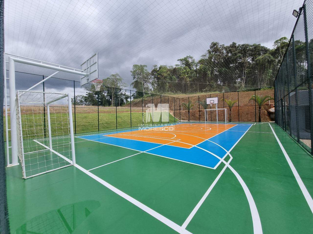 Terreno à venda no bairro Azambuja: 