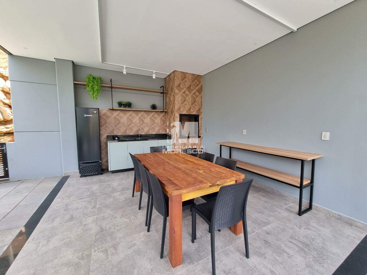 Terreno à venda no bairro Azambuja: 