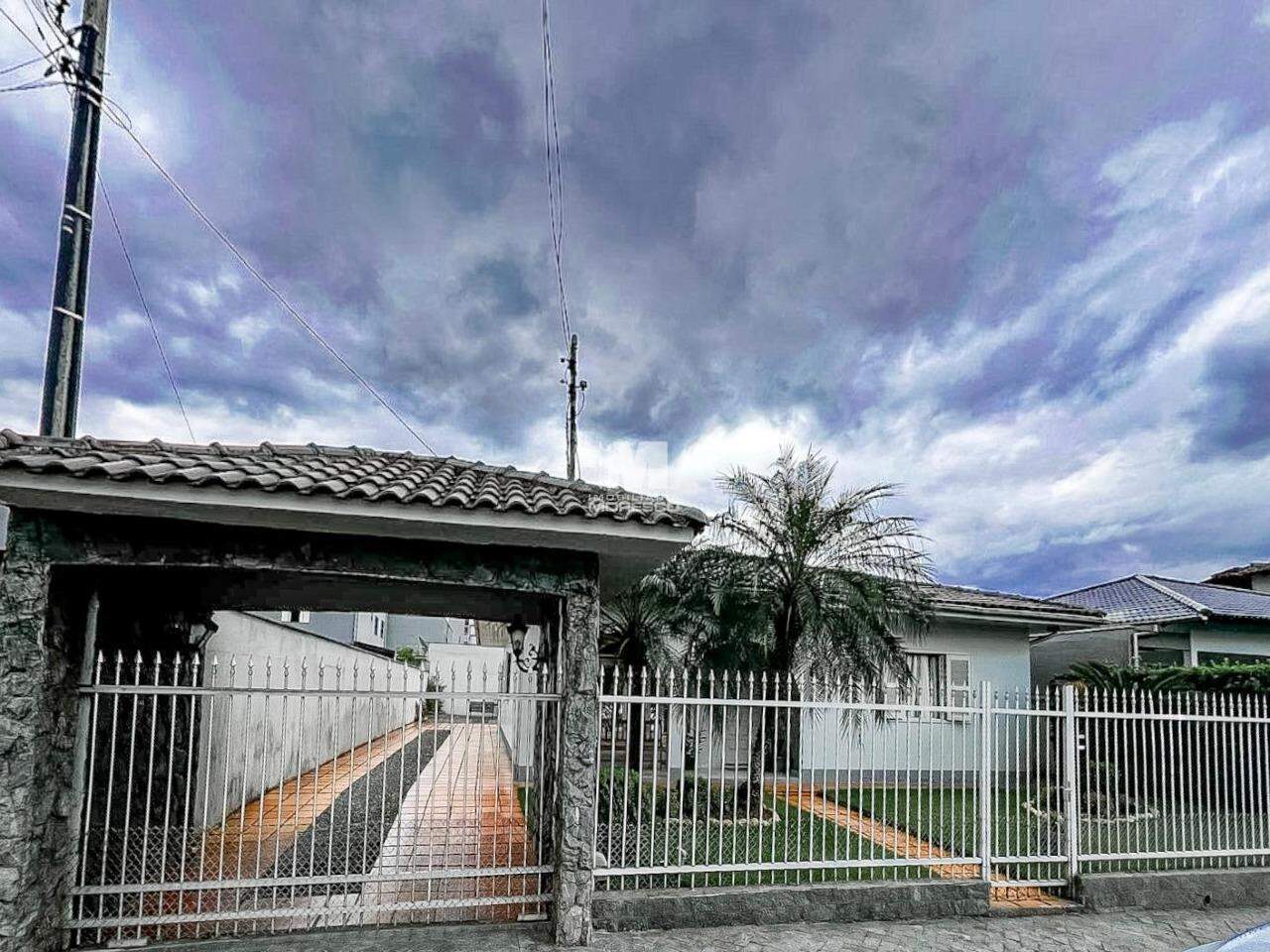 Casa de 3 quartos, 190m² no bairro Santa Rita, em Brusque | Eu Corretor
