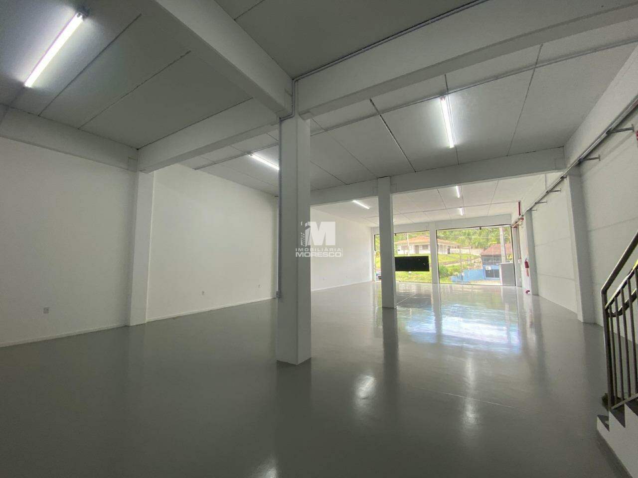 Sala Comercial de 458m² no bairro Santa Terezinha, em Brusque | Eu Corretor