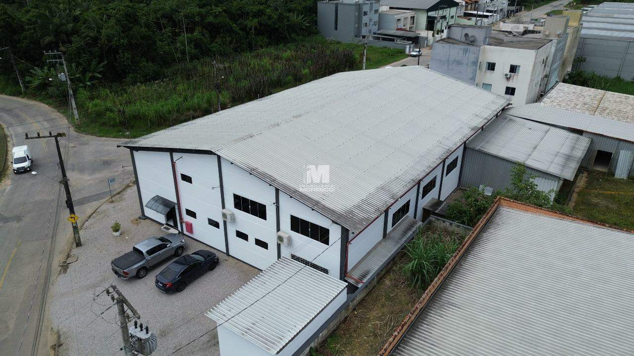 Galpão / Depósito / Armazém de 1233m² no bairro Rio Branco, em Brusque | Eu Corretor