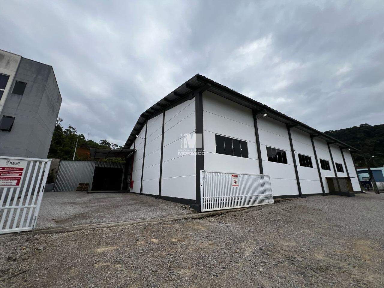 Galpão / Depósito / Armazém de 1233m² no bairro Rio Branco, em Brusque | Eu Corretor
