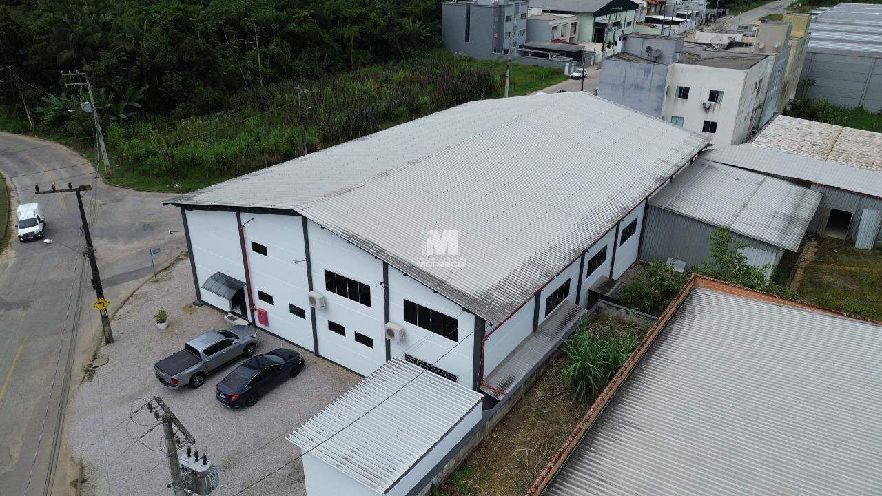 Galpão / Depósito / Armazém de 1233m² no bairro Rio Branco, em Brusque | Eu Corretor