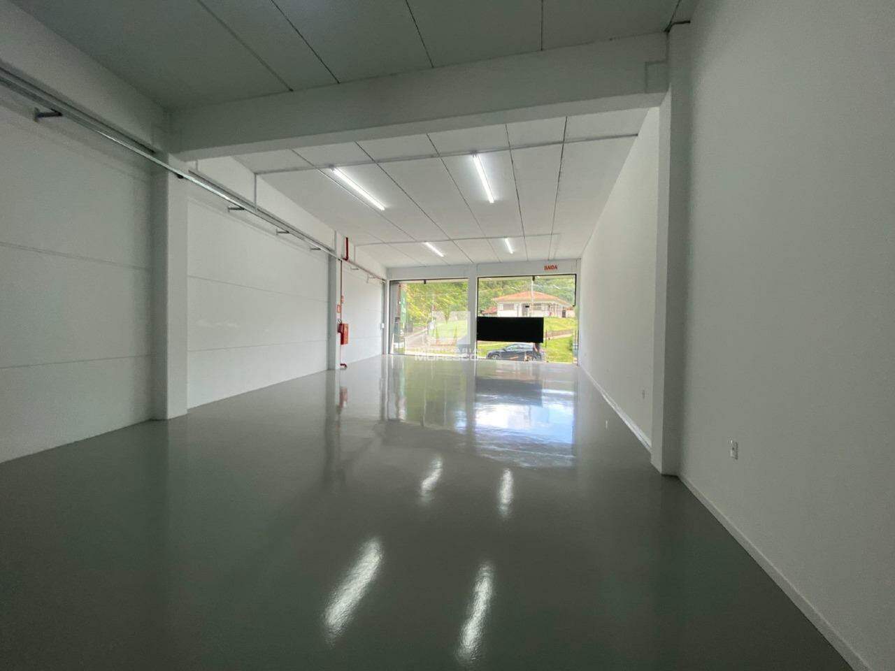 Sala Comercial de 375m² no bairro Santa Terezinha, em Brusque | Eu Corretor