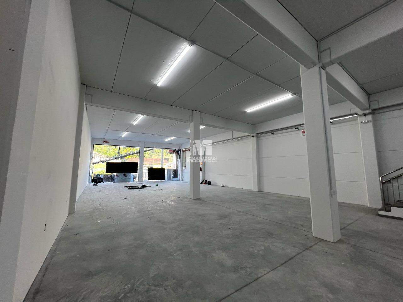 Sala Comercial de 375m² no bairro Santa Terezinha, em Brusque | Eu Corretor