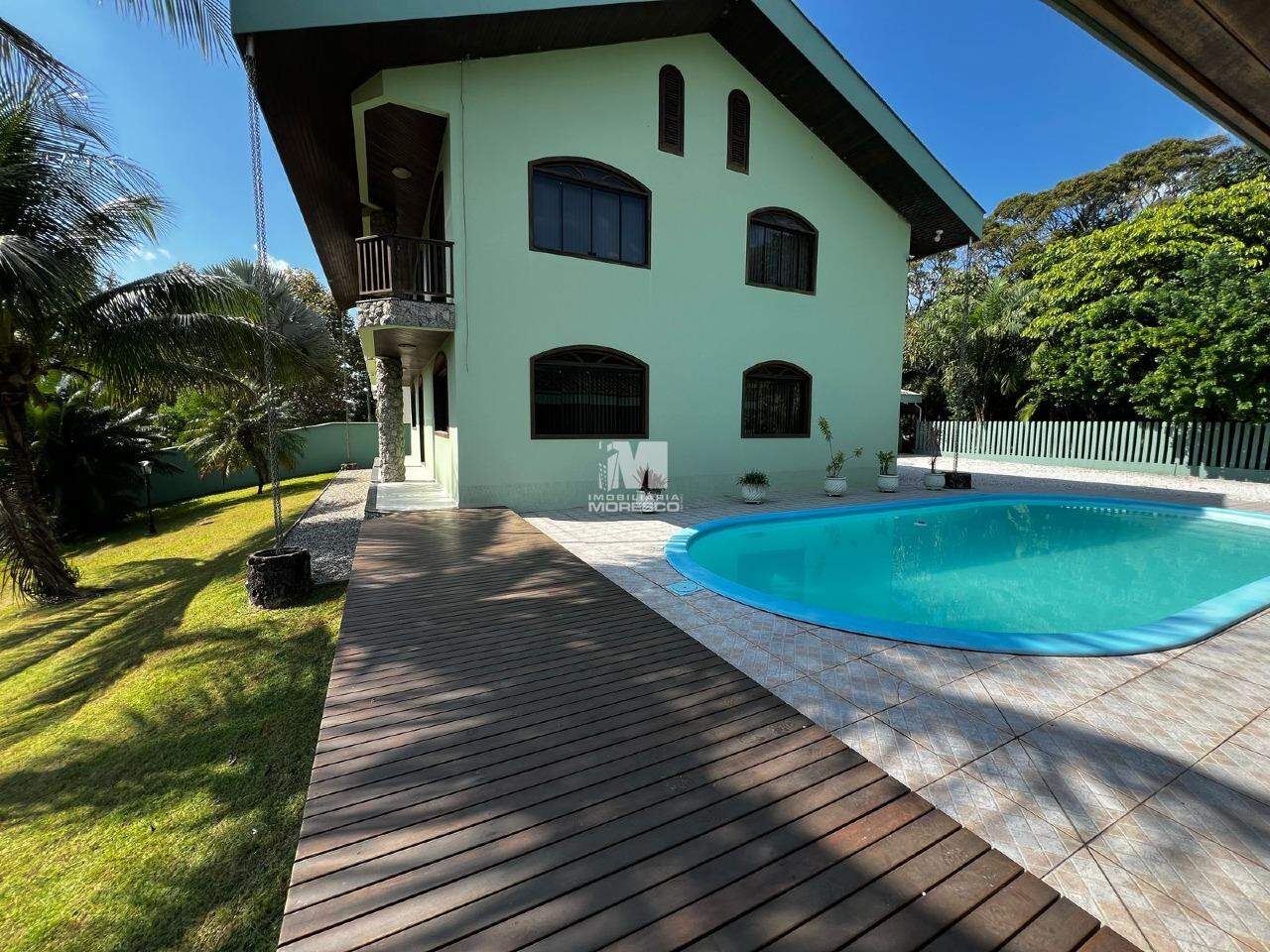 Casa de 4 quartos, 380m² no bairro Souza Cruz, em Brusque | Eu Corretor