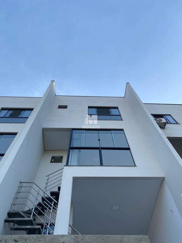 Casa à venda no bairro Dom Joaquim: 