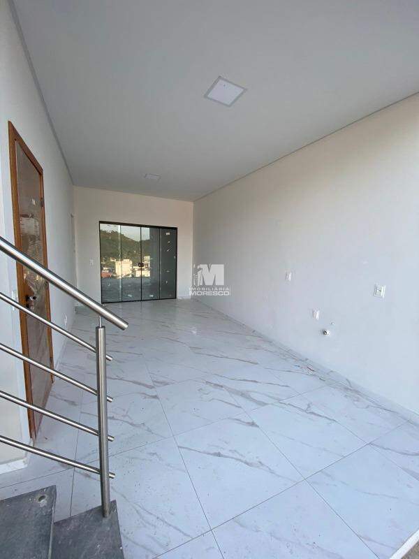 Casa à venda no bairro Dom Joaquim: 