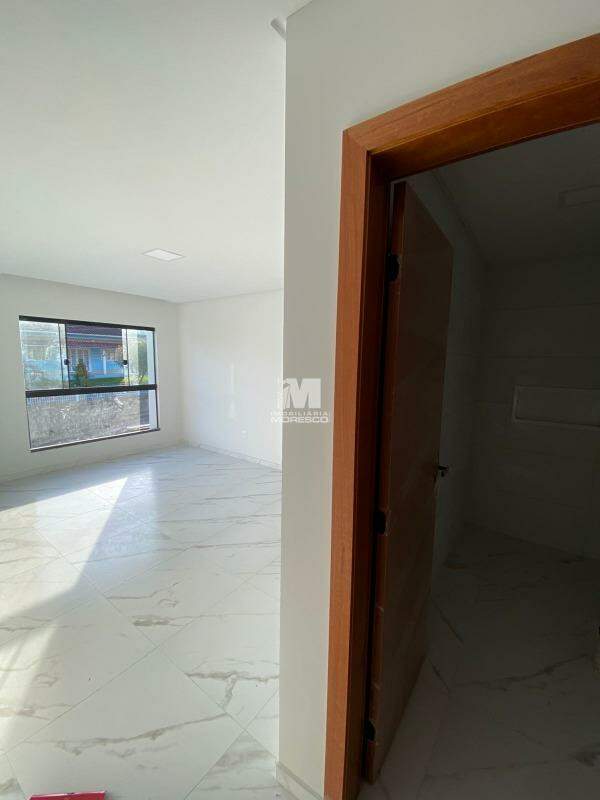 Casa à venda no bairro Dom Joaquim: 