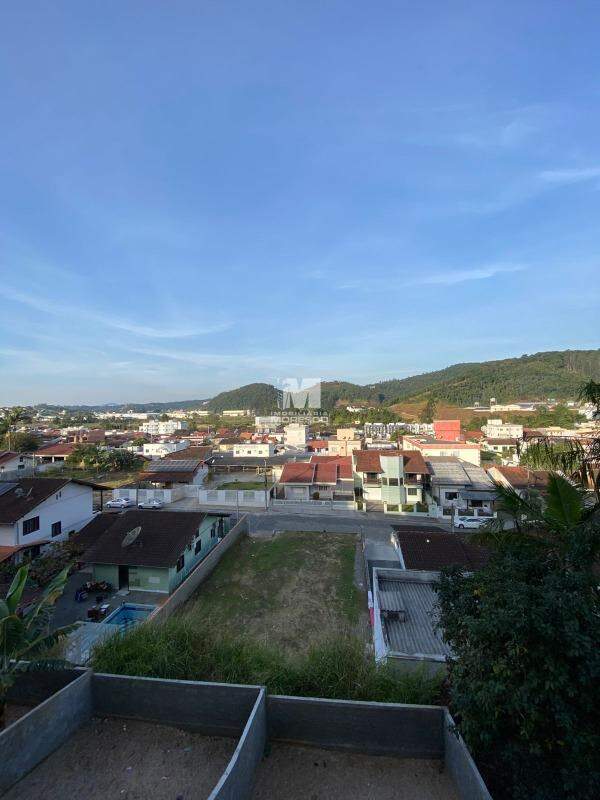 Casa à venda no bairro Dom Joaquim: 