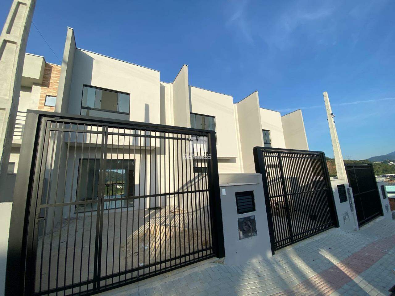 Casa à venda no bairro Dom Joaquim: 