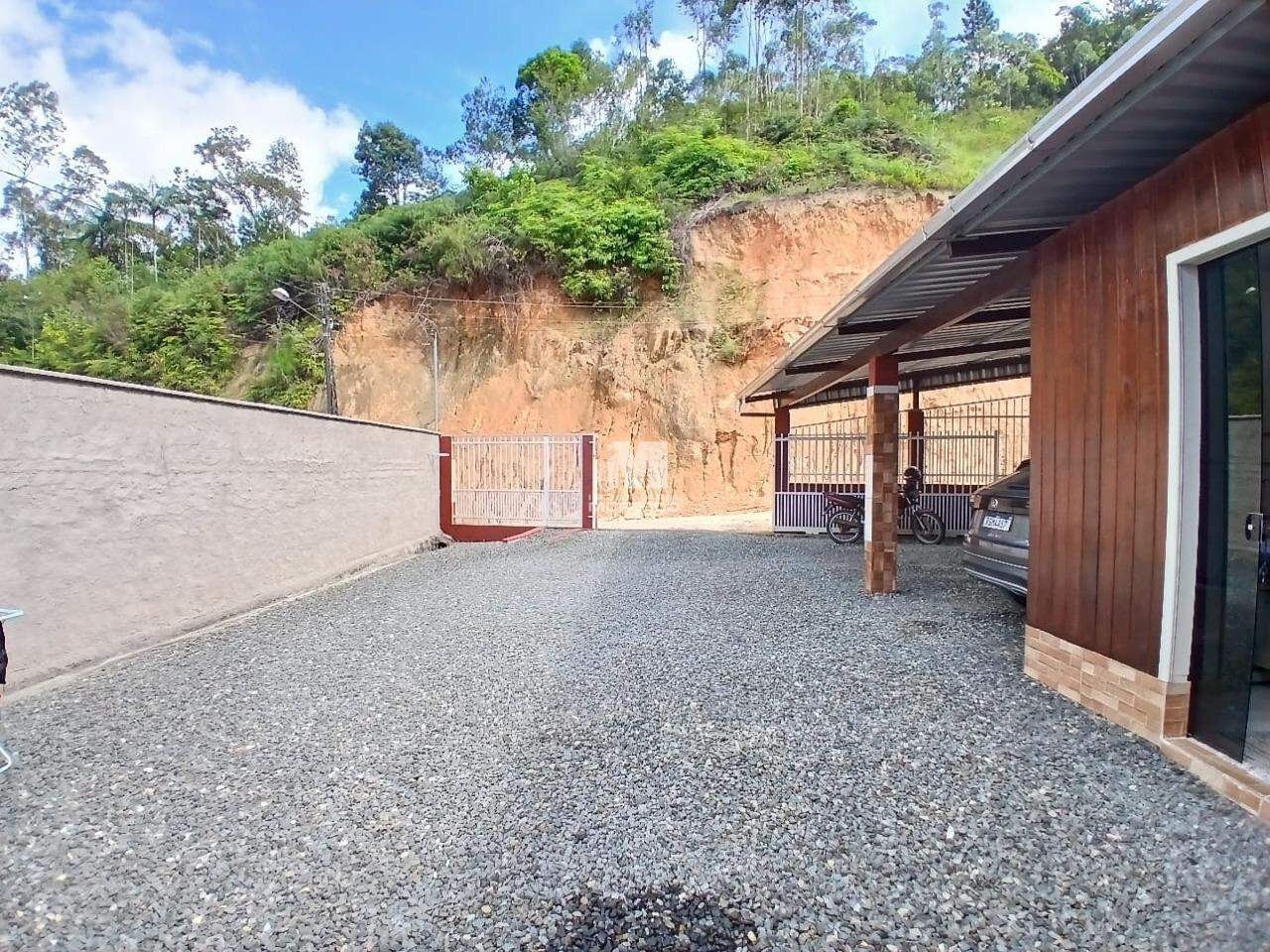 Casa de 3 quartos, 170m² no bairro Pomerânia, em Guabiruba | Eu Corretor