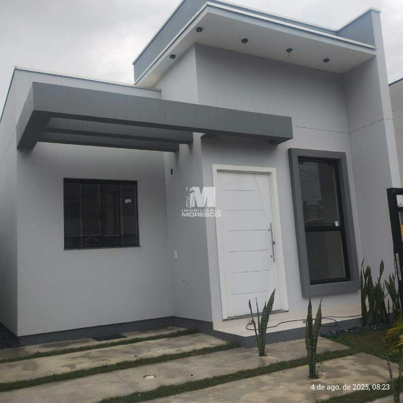 Casa à venda no bairro Volta Grande: 