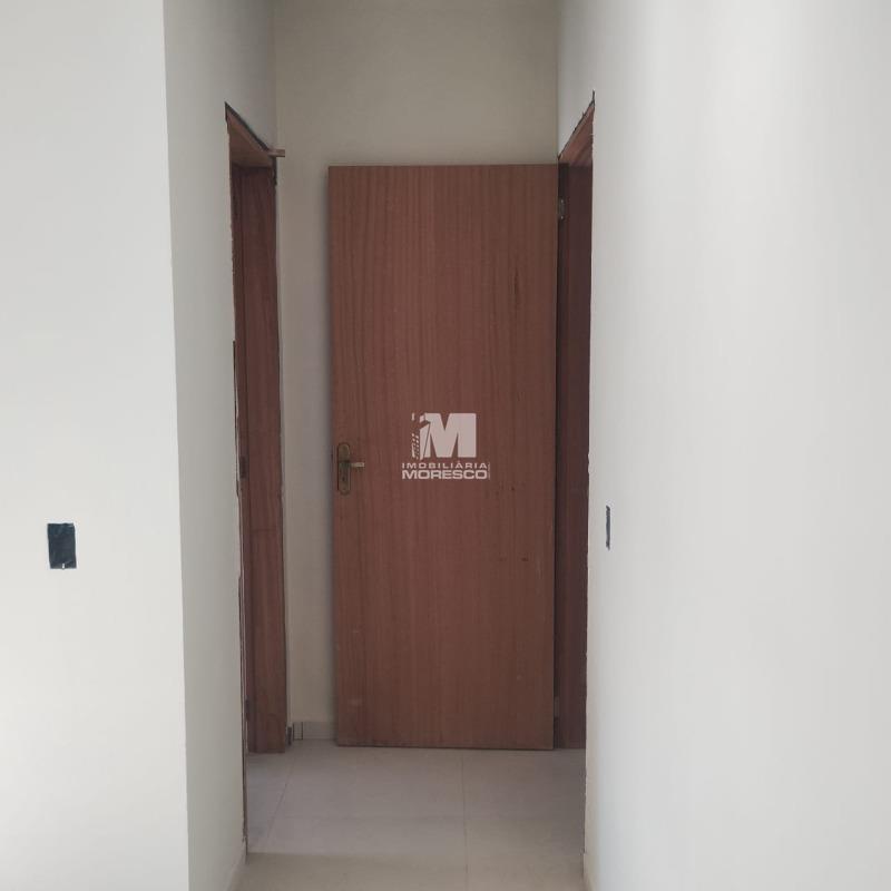 Casa à venda no bairro Volta Grande: 