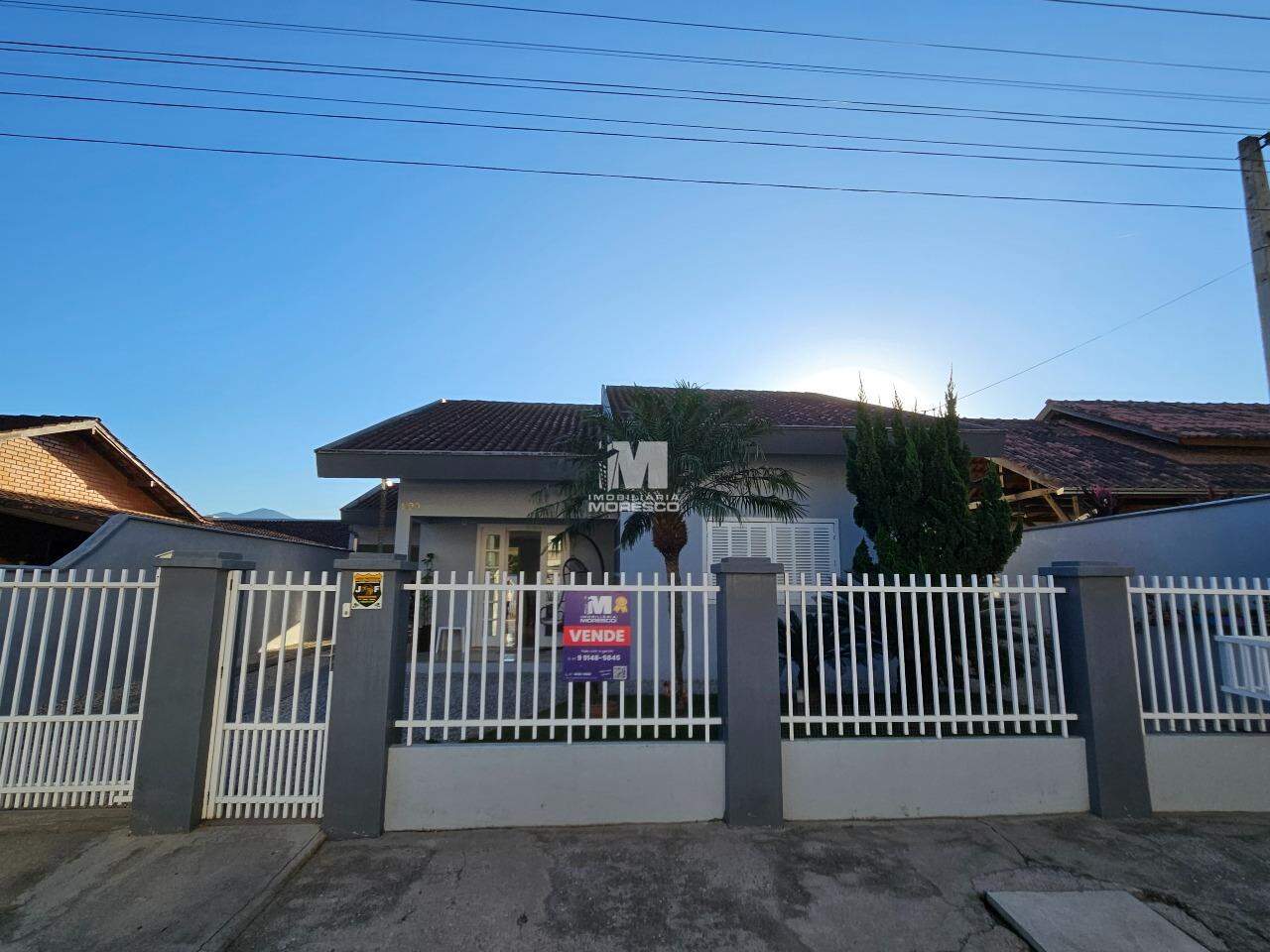 Casa de 3 quartos, 126m² no bairro Centro, em Guabiruba | Eu Corretor