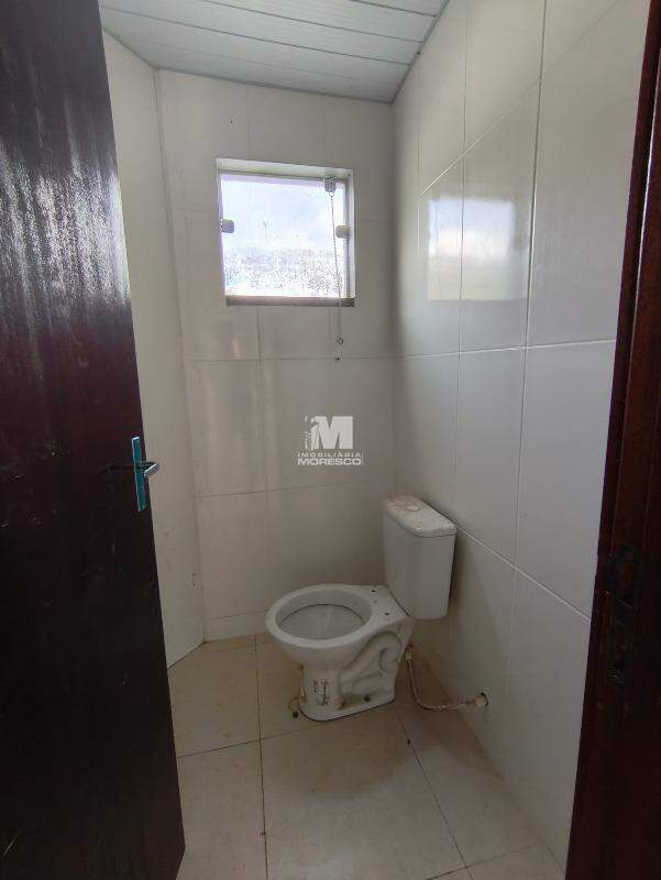 Casa à venda no bairro Poço Fundo: 