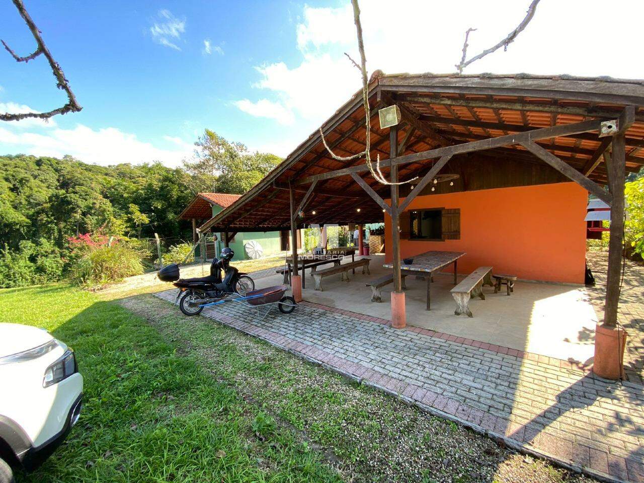 Fazenda/Sítios/Chácaras de 2 quartos, no bairro Dom Joaquim, em Brusque | Eu Corretor