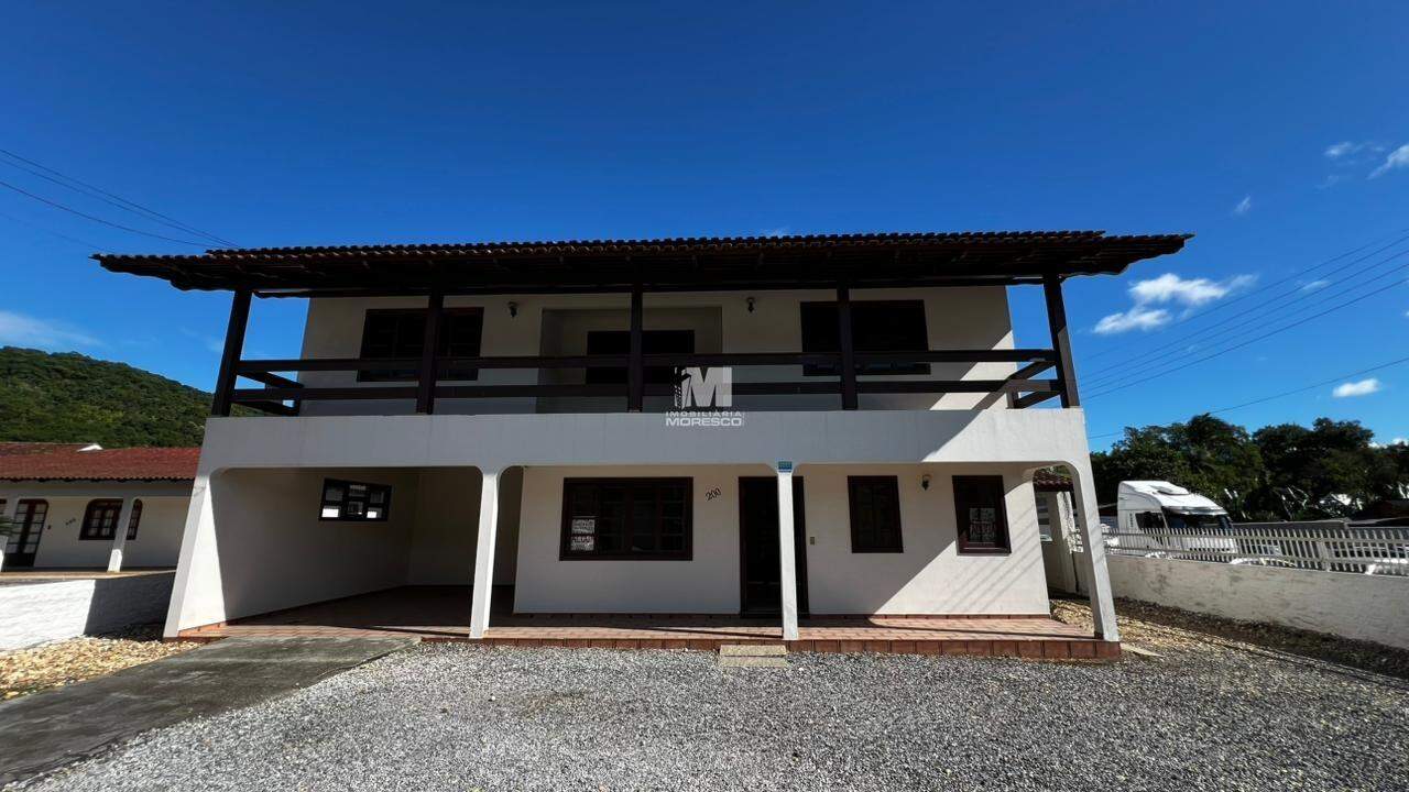Casa de 5 quartos, 400m² no bairro Dom Joaquim, em Brusque | Eu Corretor