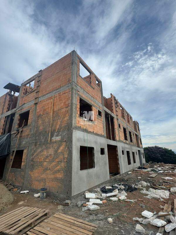 Apartamento à venda no bairro Nova Brasília: 